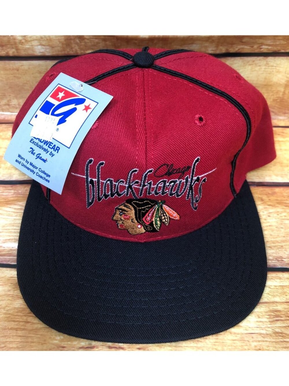 NWT NOS Chicago Blackhawks script Snapback Hat Cap The Game (a61)